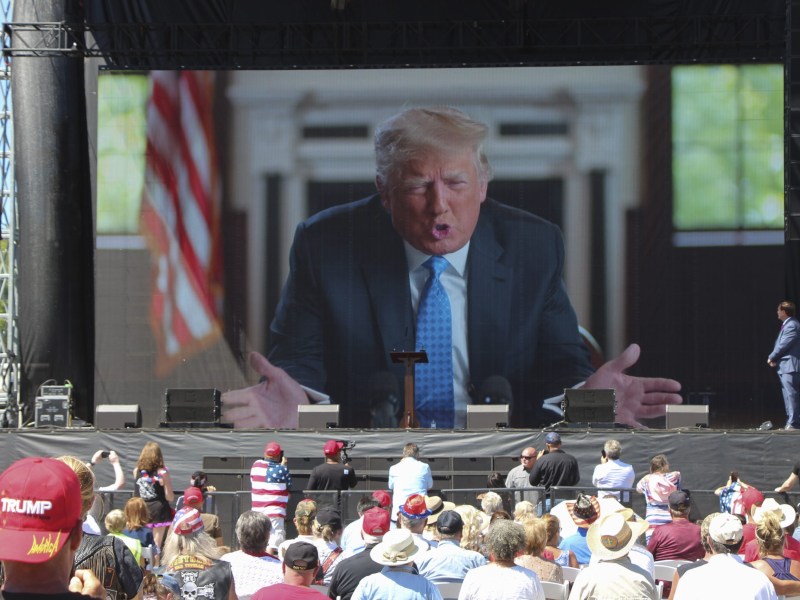 Conservatism or radicalism. The photo of Donald Trump illustrates the difference.